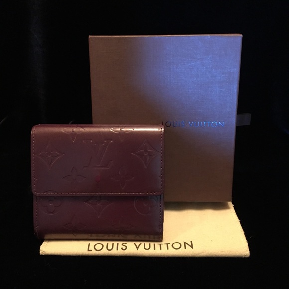 Louis Vuitton Wallet - Picture 2 of 11